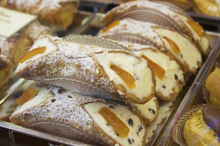 cannoli eoliani