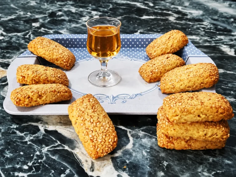 Sesamini eoliani, biscotti di sesamo da forno